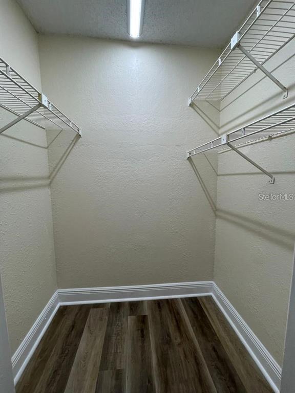 Building Photo - 420 Forestway Cir