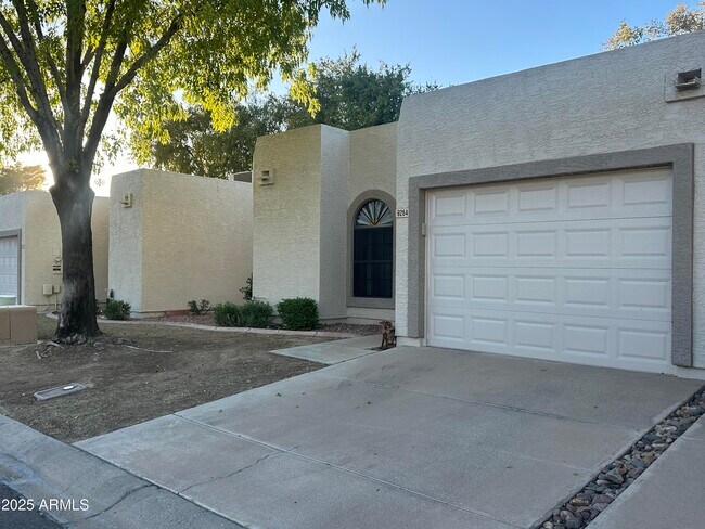 Primary Photo - 9264 W Morrow Dr