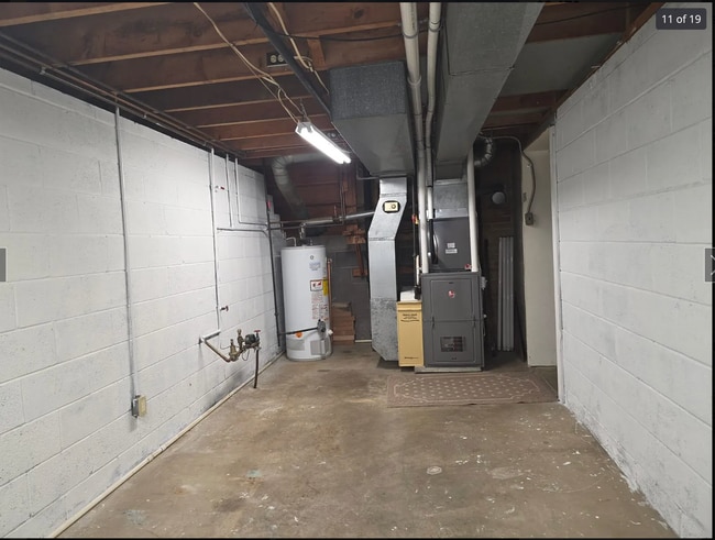 Building Photo - 2908 Bowmen Ln