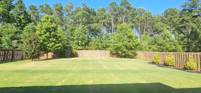 Building Photo - 821 Herrington Dr