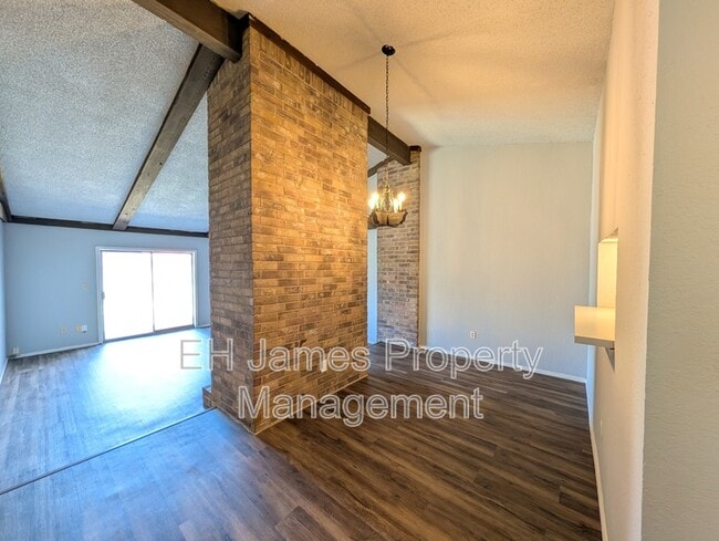 Building Photo - 3920 S 125th E Ave