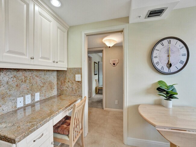 Building Photo - 3300 S Ocean Blvd