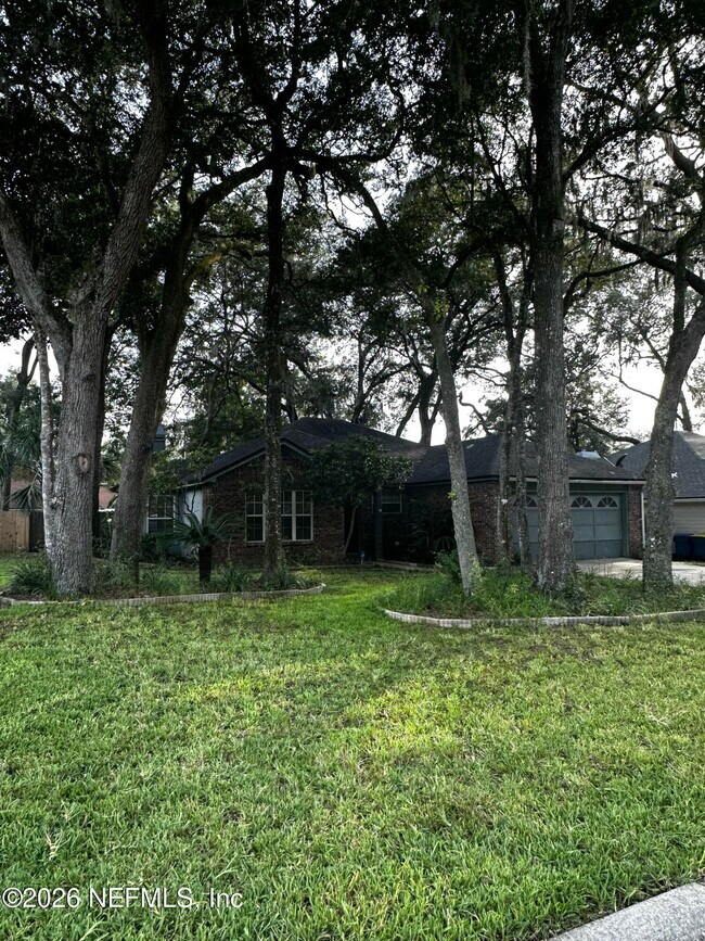 Building Photo - 10942 Houndwell Way