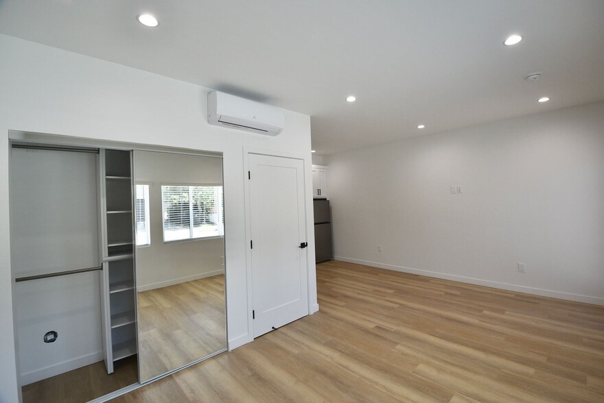 Building Photo - 2683 34th St