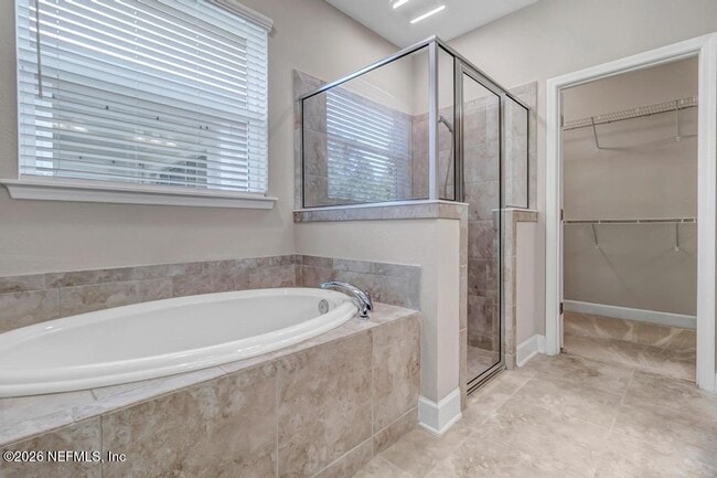 Building Photo - 132 Vista Lake Cir