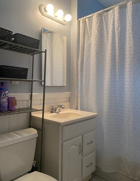 Building Photo - 61 Frederick Ave