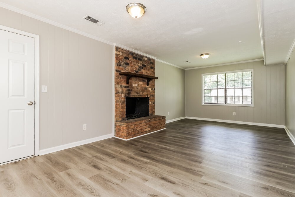 Building Photo - 3212 Goldenchain Dr
