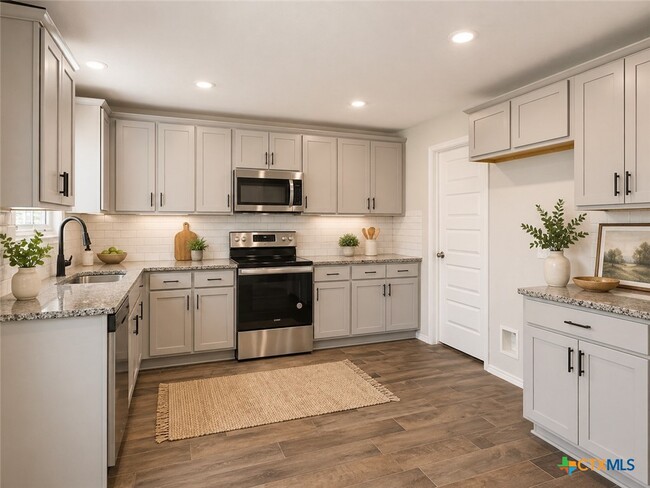 Building Photo - 2432 Ayers Dr