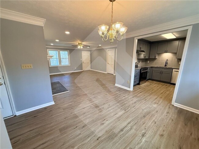 Building Photo - 4502 Alder Ln