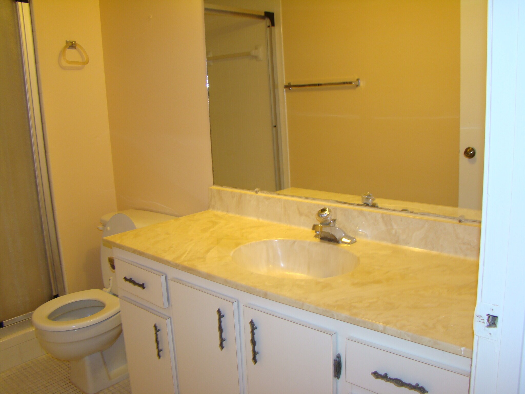 Building Photo - 370 NW 76th Ave