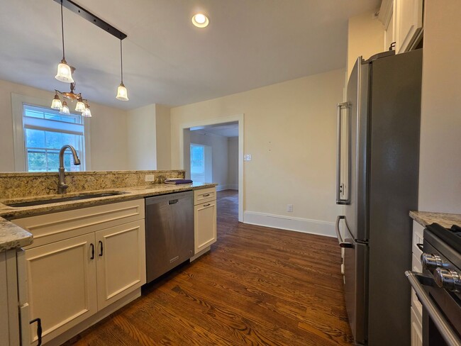 Building Photo - Delaware City Alert!! 2 bed 2 full baths Townhome available