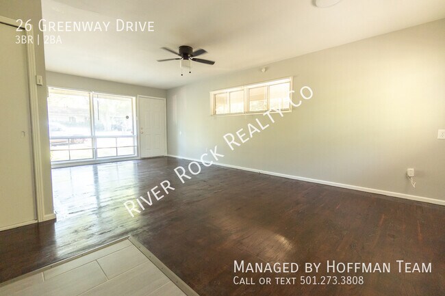 Building Photo - 26 Greenway Dr