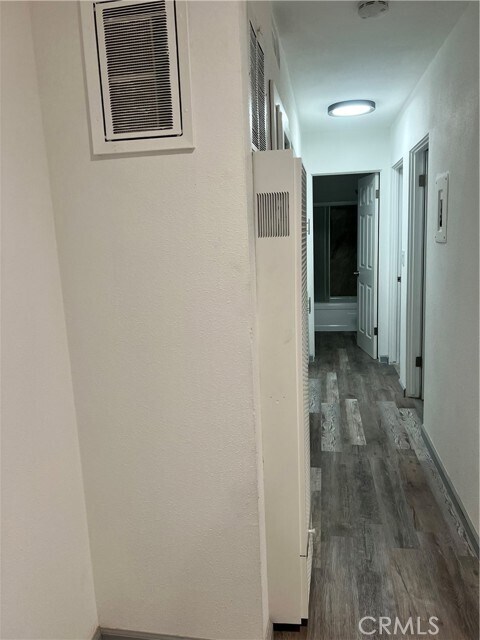 Building Photo - 3060 Vineland Ave