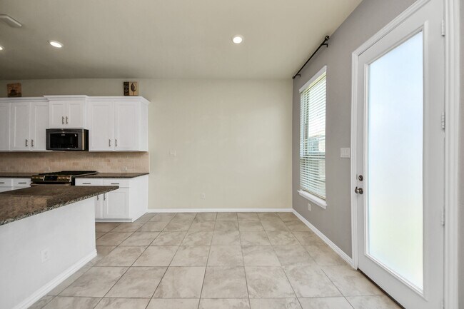 Building Photo - 1715 Ryon Falls Dr