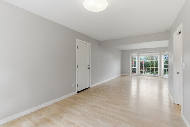 Building Photo - 13172 SW Chimney Ridge St