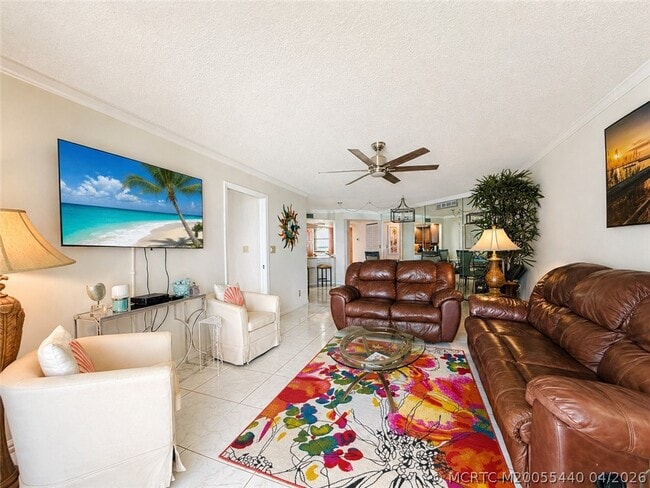 Building Photo - 9500 S Ocean Dr