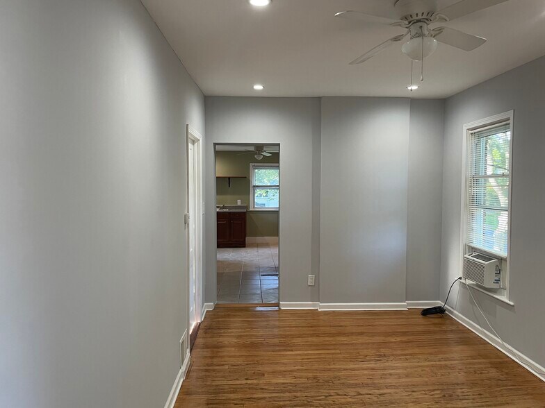Living Room - 500 2nd St