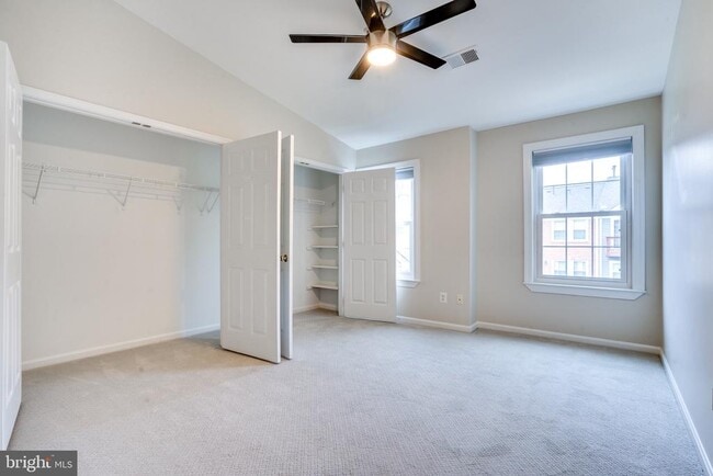 Building Photo - 4307 Chariot Ct