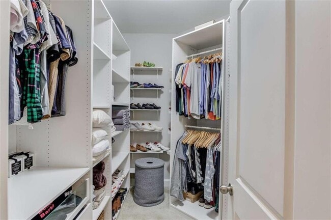 Building Photo - 1450 Edgebrook Ct NE