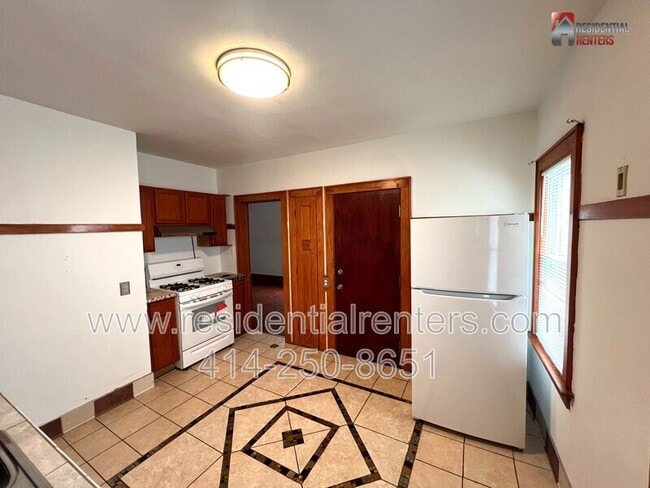Building Photo - 2728 N 47th St