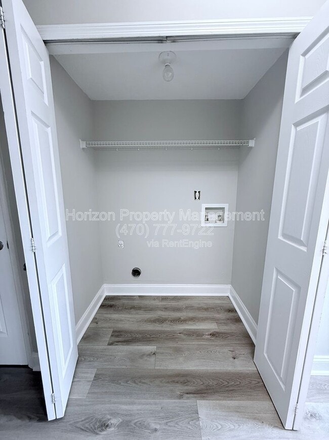 Building Photo - 2498 Hidden Cove Ct