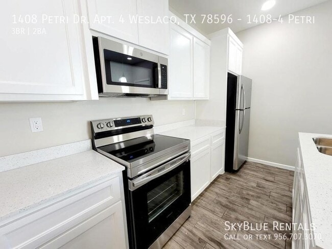 Building Photo - 1408 Petri Dr