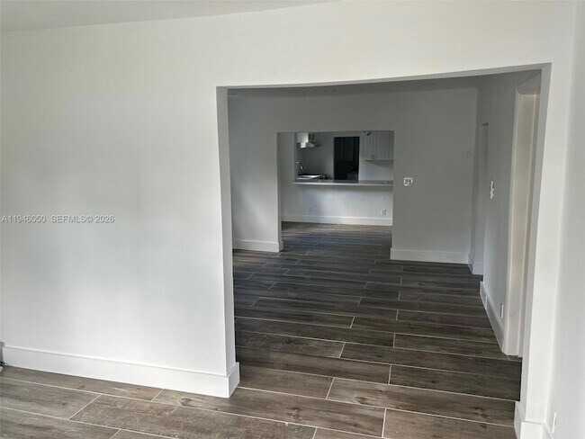 Building Photo - 261 NW 49th St