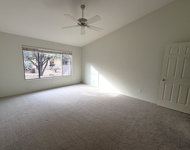 Building Photo - 1870 E Purple Martin Ln