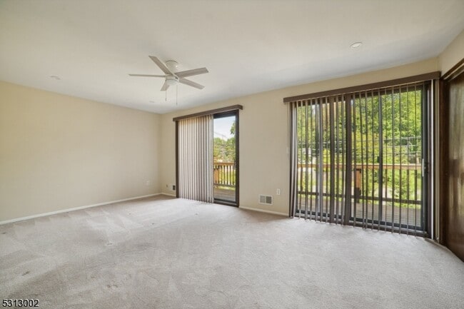 Building Photo - 8 Brookside Heights