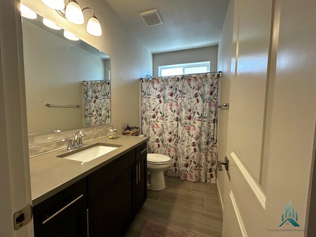 Building Photo - Premium 4-Bedroom, 3-Bathroom Home for Rent