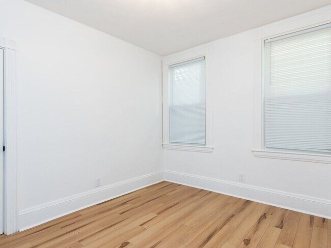 Building Photo - 840 Summer St