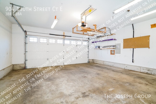 Building Photo - 904 130th St Ct E