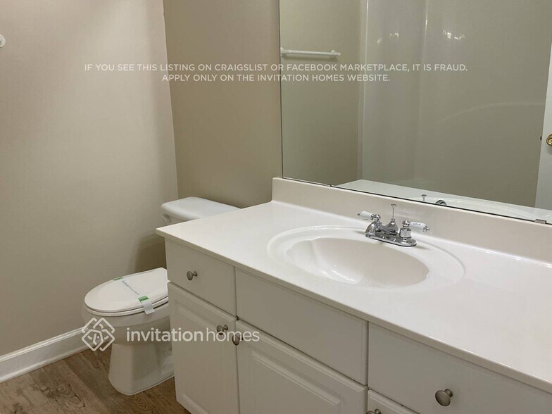 Building Photo - 1679 Crestfield Ln NW