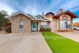 Building Photo - 5344 Chuckwagon Trail NW