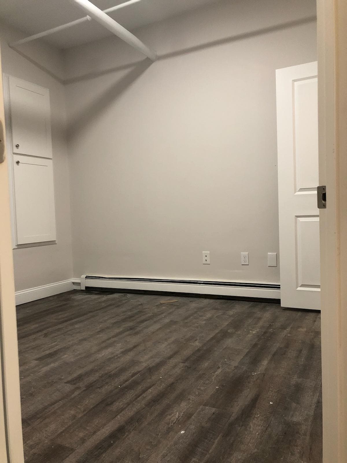 Building Photo - 65 Park Dr