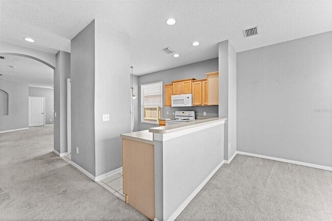 Building Photo - 8420 Deer Chase Dr