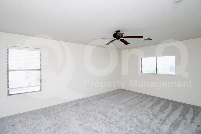 Building Photo - 3062 S Mandy