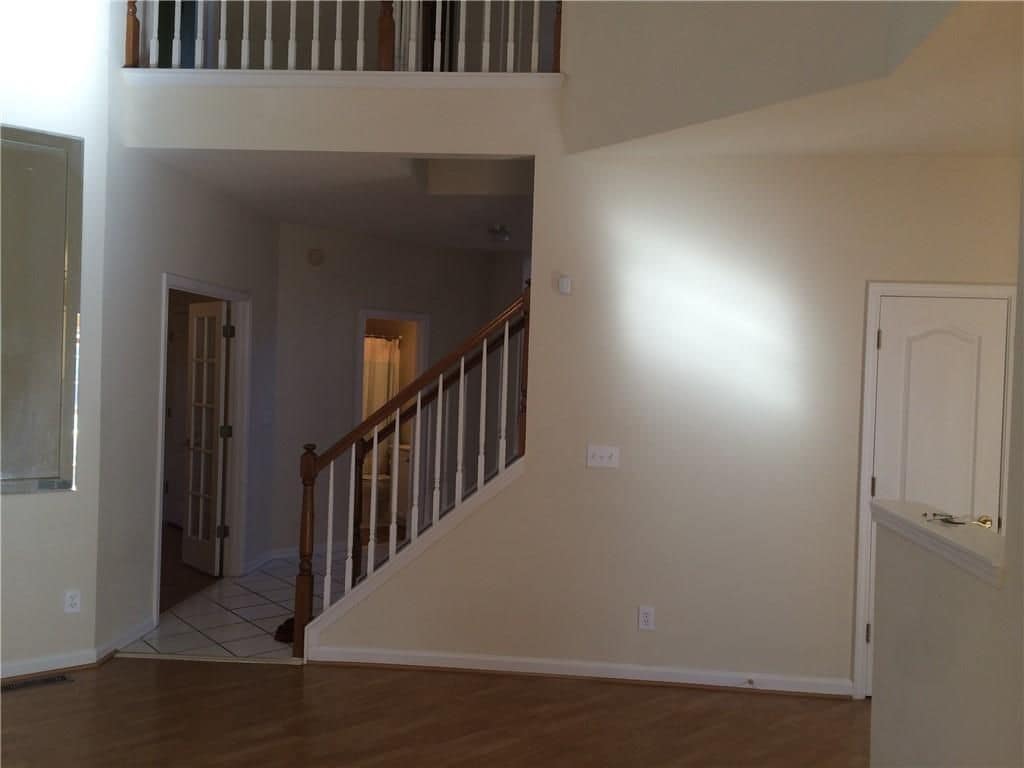 Building Photo - 2828 Oglethorpe Run Square