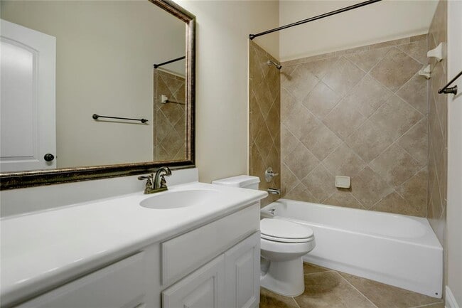 Building Photo - 28310 Lauren Cove Ln