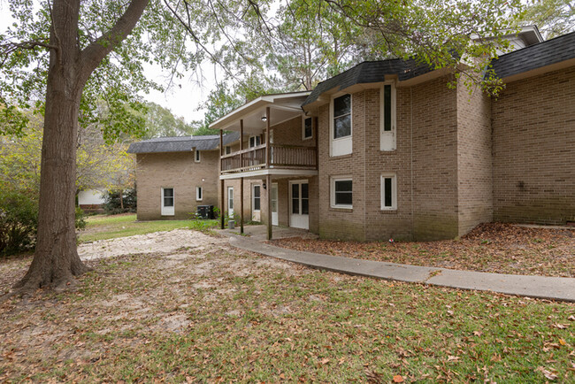 Building Photo - 2960 Tripp Ln