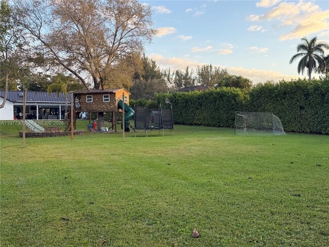 Building Photo - 11300 NW 5th St