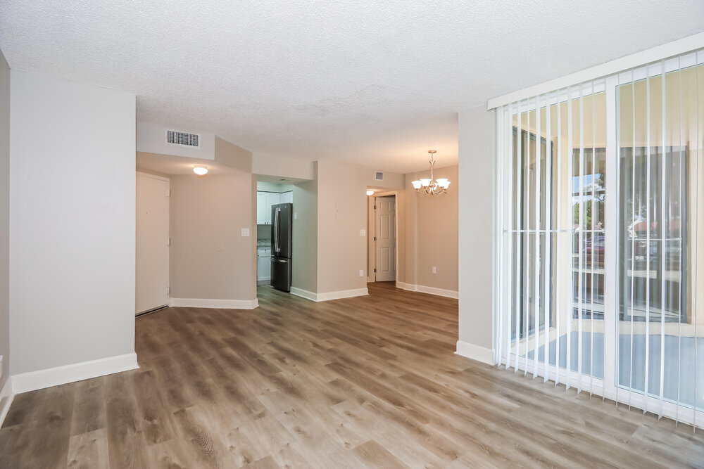 Building Photo - 8205 SW 152nd Ave