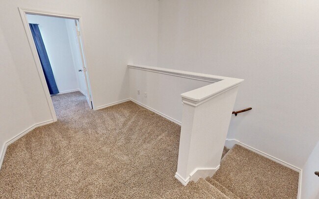 Building Photo - One Block to A&M! Kyle Field walking distance! Newly remodeled, all appliances, 5 bd/4 bth across...