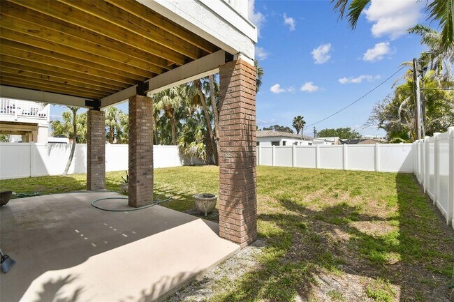 Building Photo - 16033 Gulf Blvd