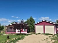 Building Photo - 3 Bedroom Country Home with Detached Garage
