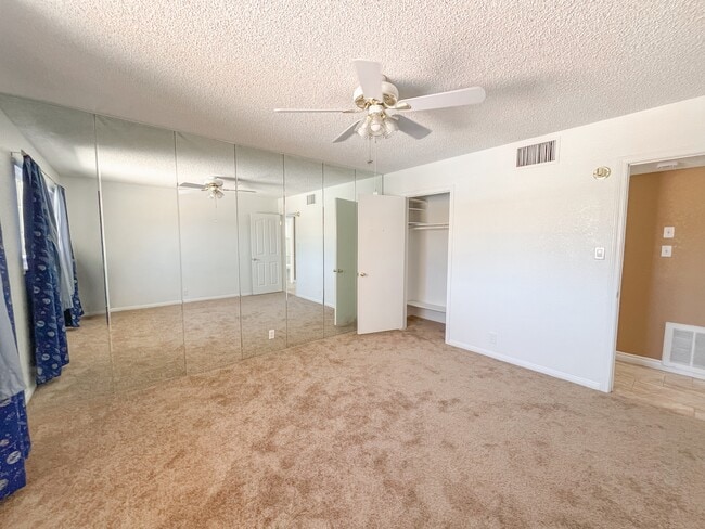 Building Photo - 4620 Nolan Ln
