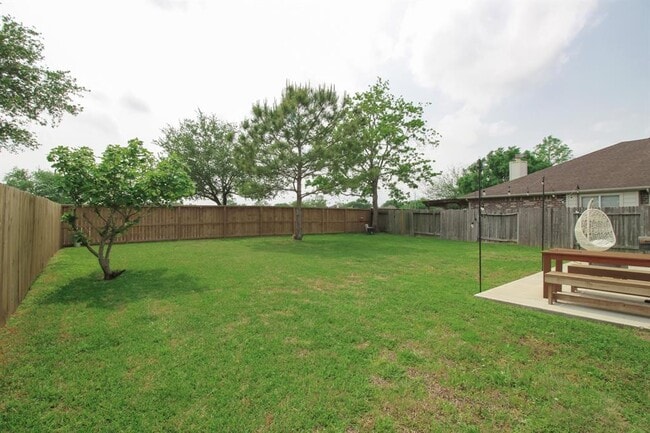 Building Photo - 319 Grand Isle Ln