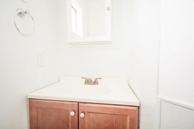 Building Photo - 11433 Littchen St