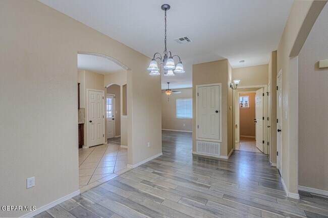 Building Photo - 4020 Hueco Land Ln