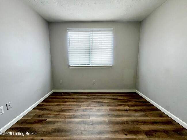 Building Photo - 10809 Oreland Mill Rd